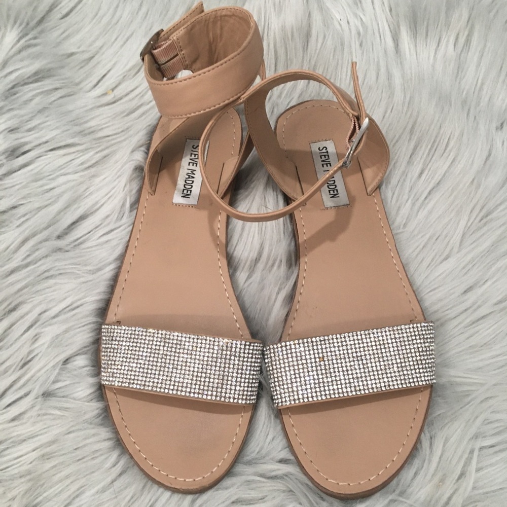 Steve Madden Rhinestone Embellished Sandal. Sz 8.5